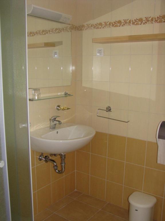Rute Hotel And Apartments Кранска гора Стая снимка