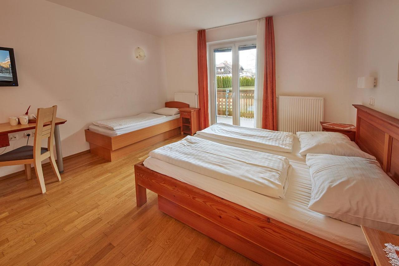 Rute Hotel And Apartments Кранска гора Екстериор снимка