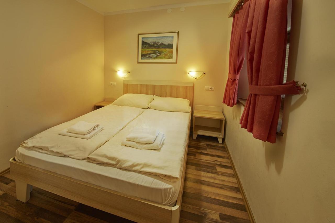 Rute Hotel And Apartments Кранска гора Екстериор снимка
