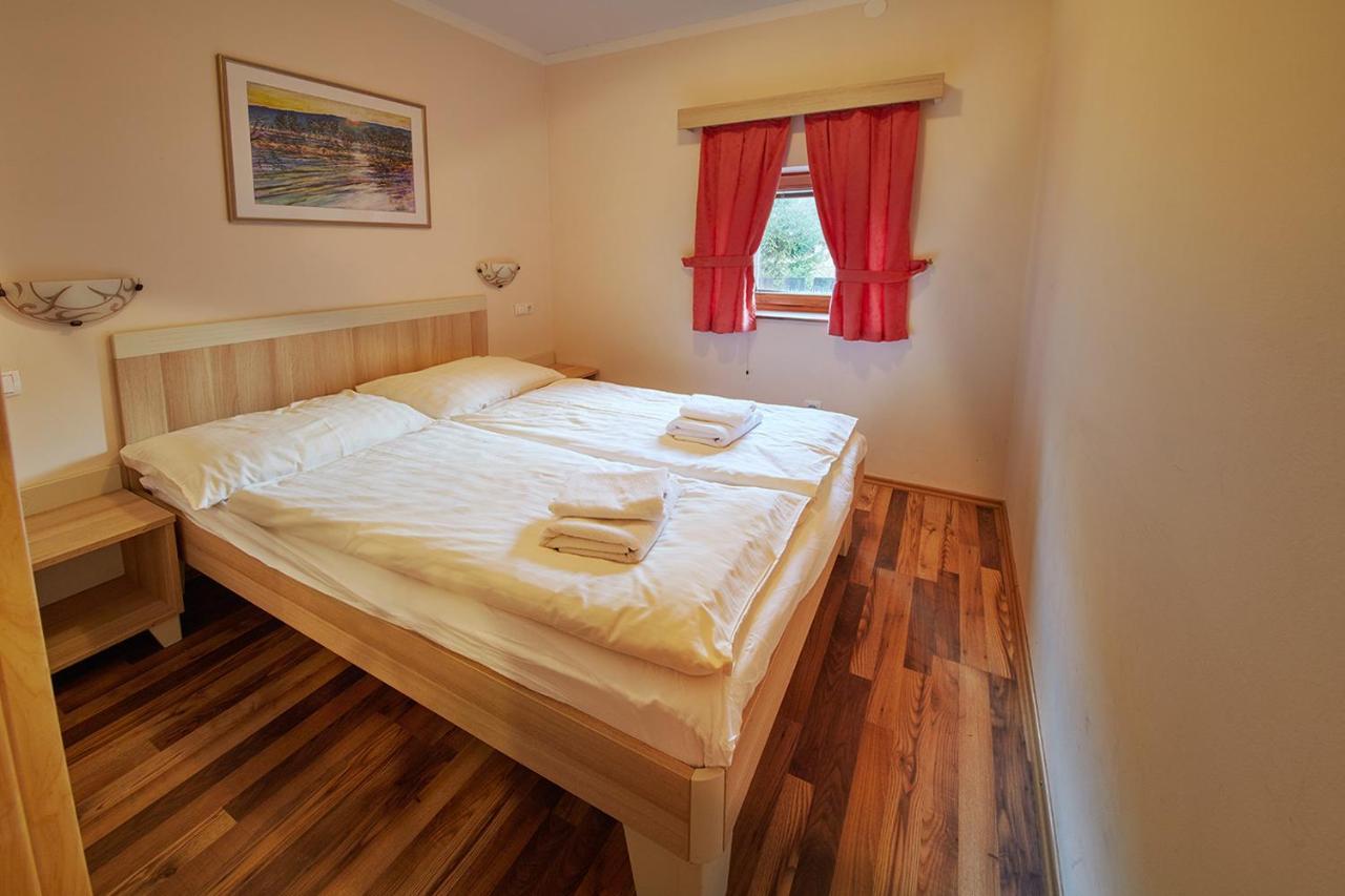Rute Hotel And Apartments Кранска гора Екстериор снимка
